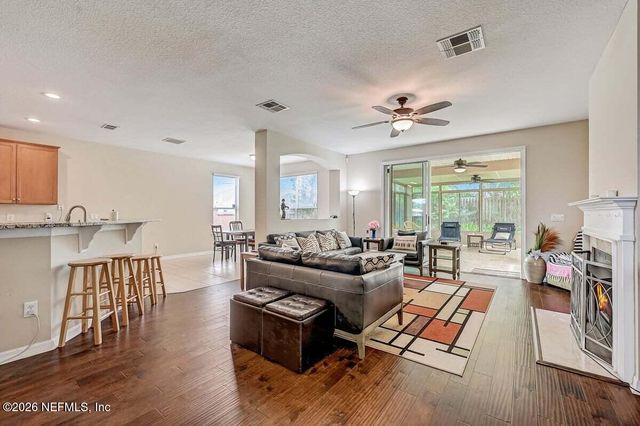 11703 MAGNOLIA FALLS Drive, Jacksonville, FL 32258