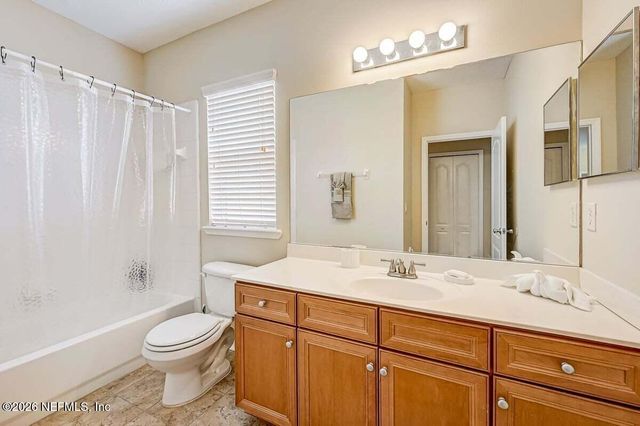 11703 MAGNOLIA FALLS Drive, Jacksonville, FL 32258