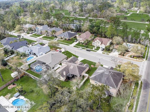 11703 MAGNOLIA FALLS Drive, Jacksonville, FL 32258