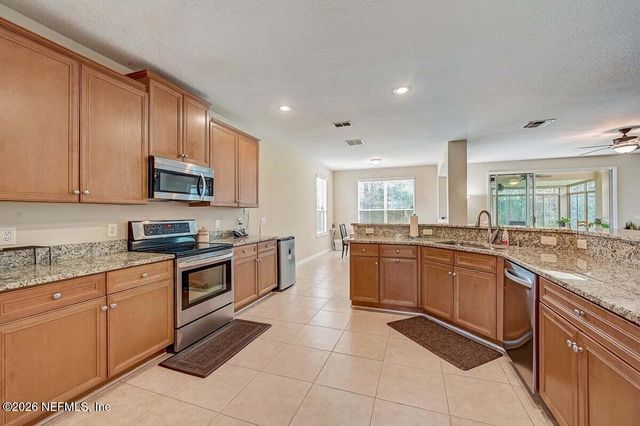 11703 MAGNOLIA FALLS Drive, Jacksonville, FL 32258