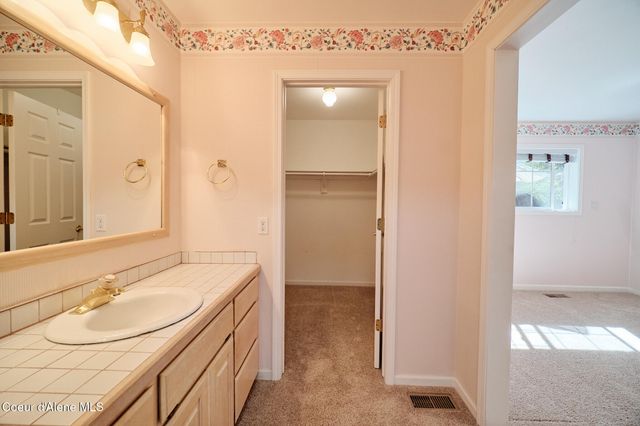 2753 E Point Hayden DR, Hayden, ID 83835