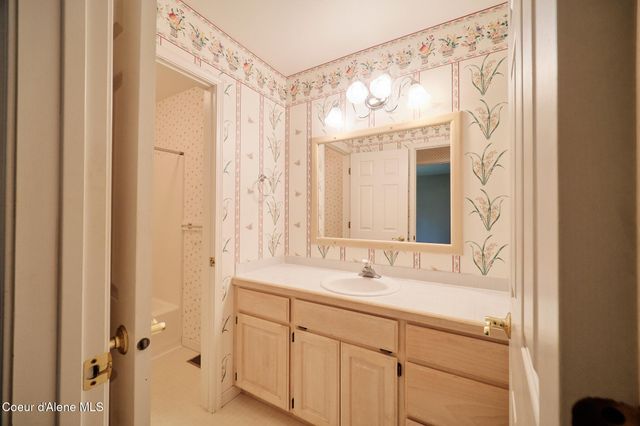 2753 E Point Hayden DR, Hayden, ID 83835