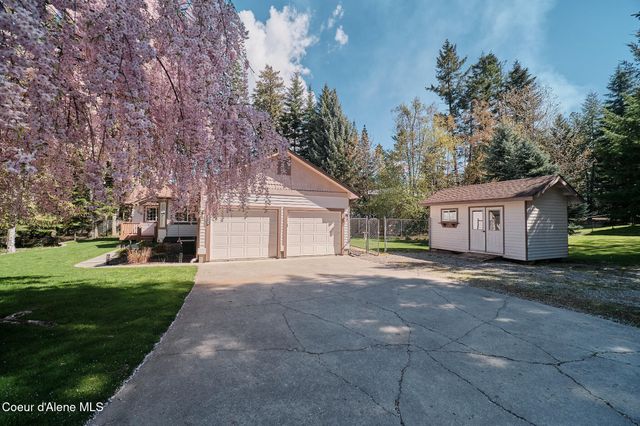 2753 E Point Hayden DR, Hayden, ID 83835