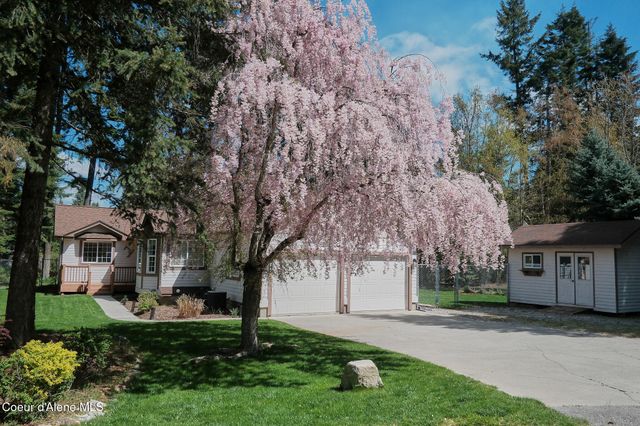 2753 E Point Hayden DR, Hayden, ID 83835
