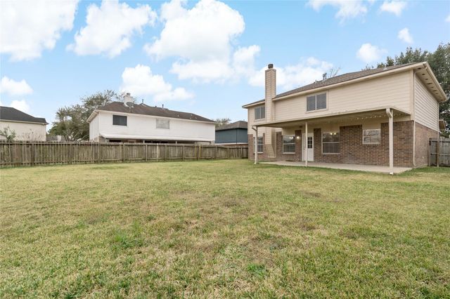 3505 Stonegate Circle, Pearland, TX 77584