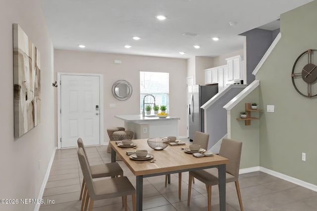 2888 BLACK BUCK Circle, Jacksonville, FL 32225