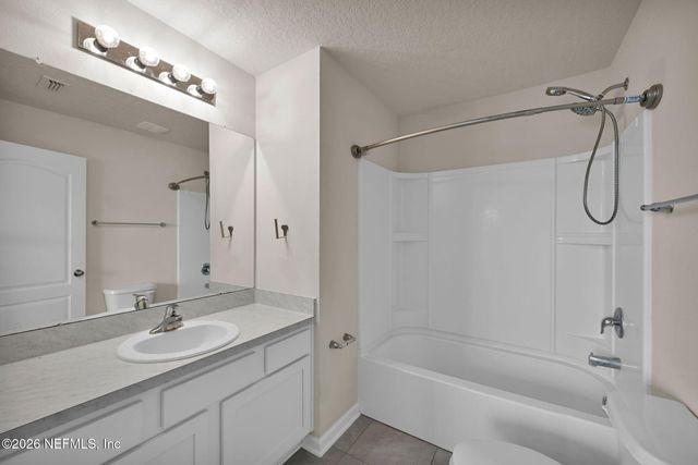 2888 BLACK BUCK Circle, Jacksonville, FL 32225