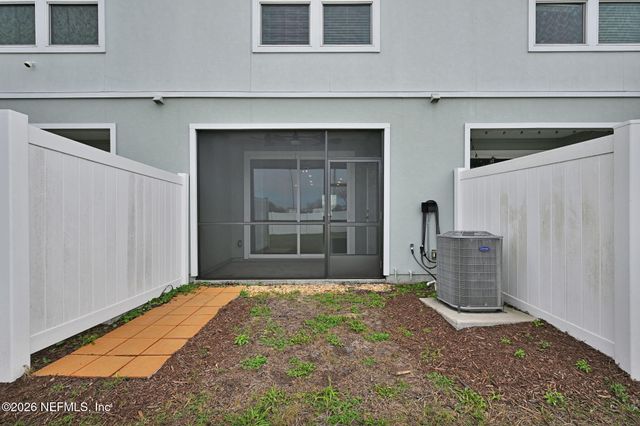 2888 BLACK BUCK Circle, Jacksonville, FL 32225