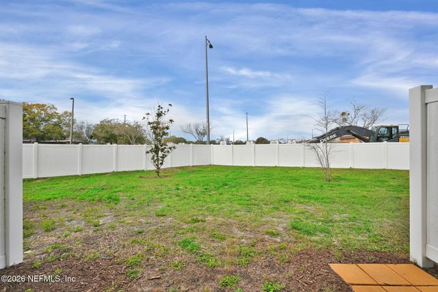 2888 BLACK BUCK Circle, Jacksonville, FL 32225