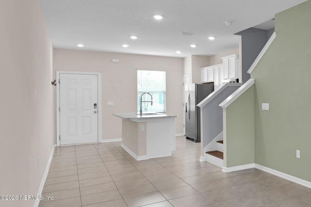 2888 BLACK BUCK Circle, Jacksonville, FL 32225