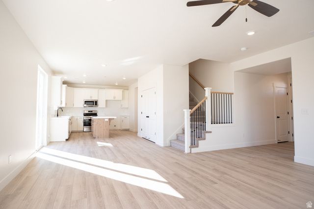 1062 N 1020 W, Salem, UT 84653