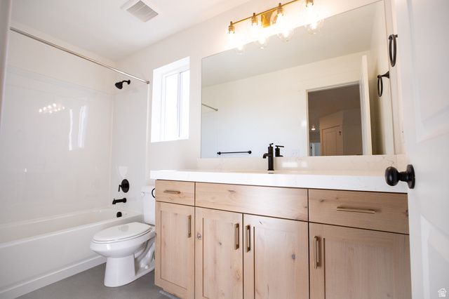 1062 N 1020 W, Salem, UT 84653