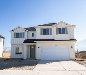 1062 N 1020 W, Salem, UT 84653