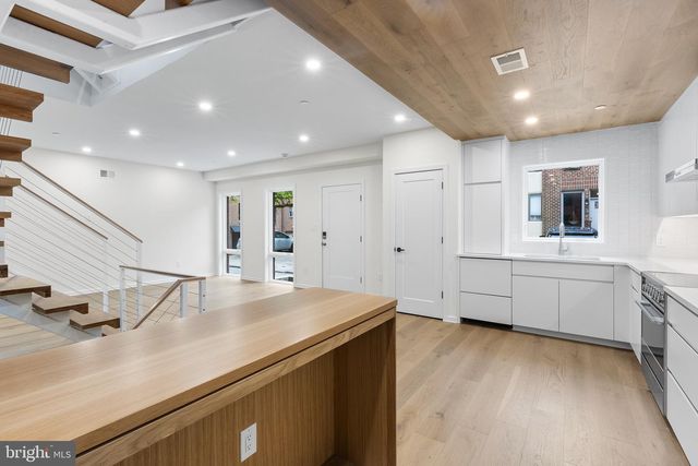 1911 RODMAN ST, Philadelphia, PA 19146