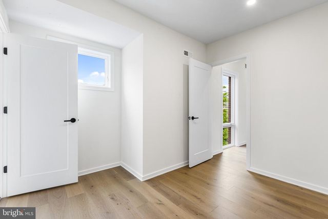 1911 RODMAN ST, Philadelphia, PA 19146