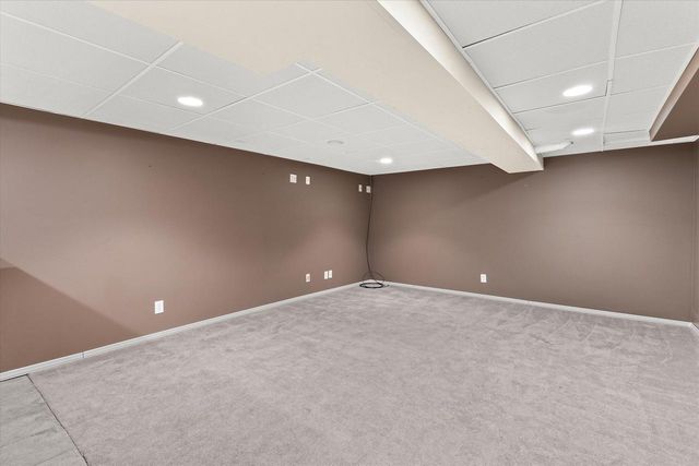 20530 84th PLACE, Bristol, WI 53104