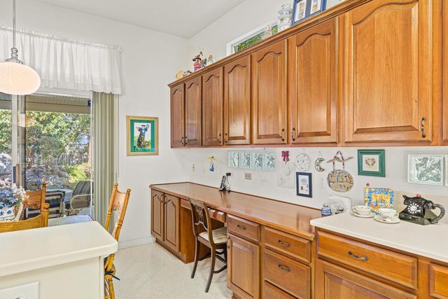 408 Barusch Ct, Roseville, CA 95747