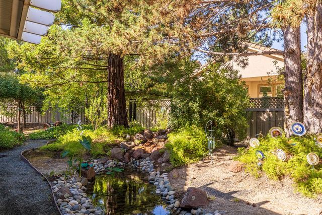 408 Barusch Ct, Roseville, CA 95747