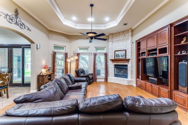 3009 Bald Eagle Court, Fort Worth, TX 76135