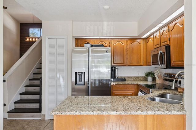 3344 GRAY FOX COVE 4, Apopka, FL 32703