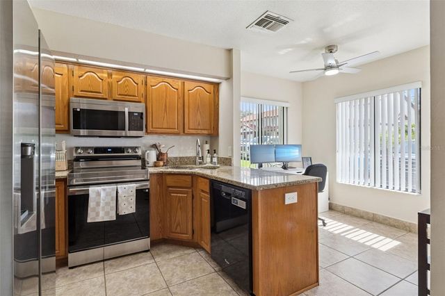 3344 GRAY FOX COVE 4, Apopka, FL 32703