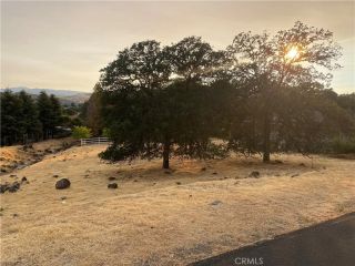 18765 Oak Grove, Hidden Valley Lake, CA 95467