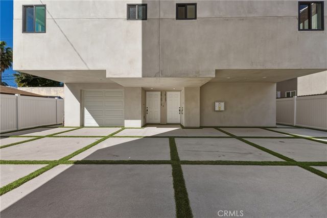 14165 Erwin, Valley Glen, CA 91401