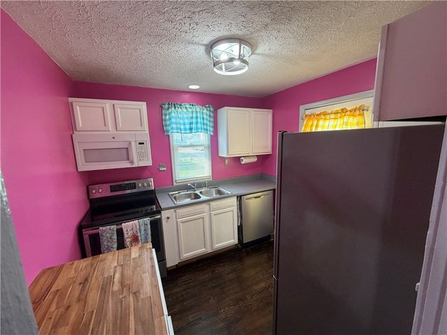 1100 14th Avenue, Middletown, OH 45044