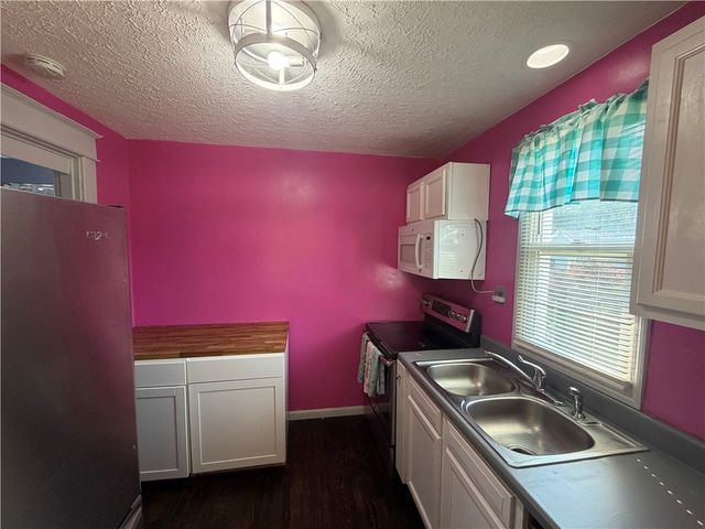 1100 14th Avenue, Middletown, OH 45044