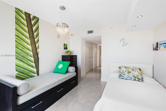 16699 Collins Ave 1607, Sunny Isles Beach, FL 33160