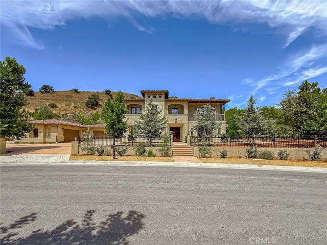 27417 Park Vista Road, Agoura Hills, CA 91301