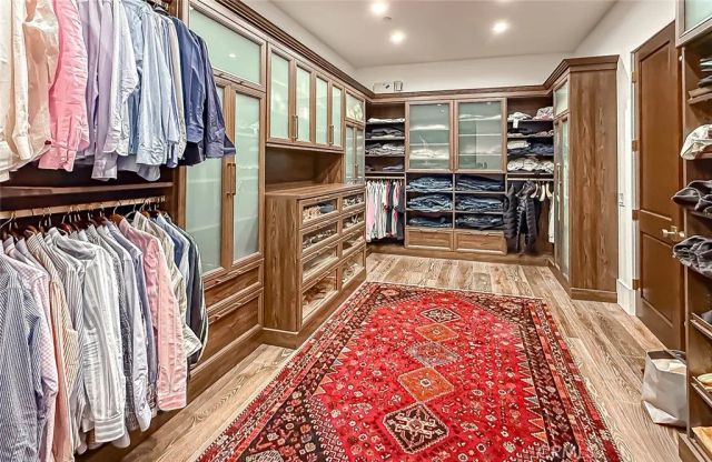 27417 Park Vista Road, Agoura Hills, CA 91301