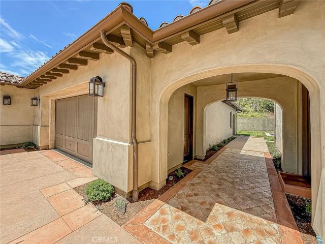 27417 Park Vista Road, Agoura Hills, CA 91301