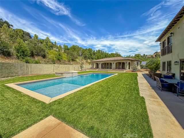 27417 Park Vista Road, Agoura Hills, CA 91301