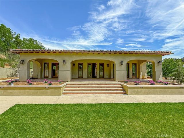 27417 Park Vista Road, Agoura Hills, CA 91301