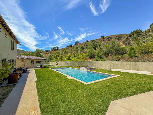 27417 Park Vista Road, Agoura Hills, CA 91301