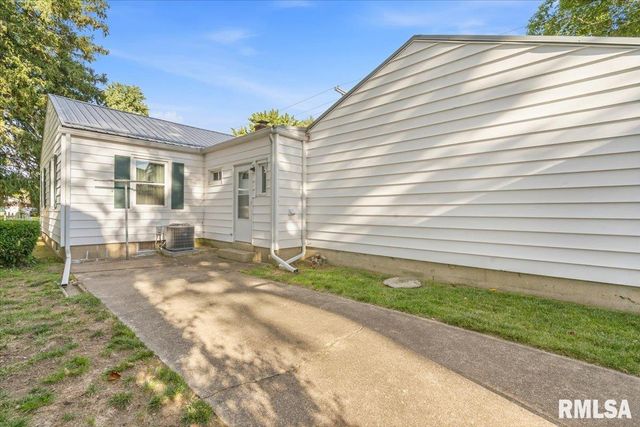 1939 Dial Court, Springfield, IL 62704