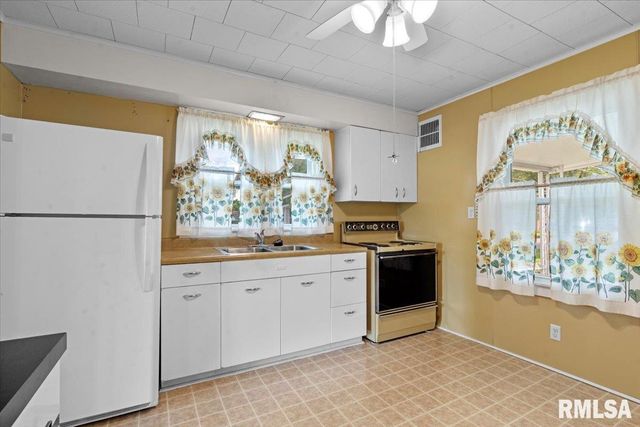 1939 Dial Court, Springfield, IL 62704