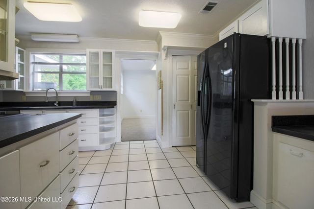 4511 Lynn Drive, Biloxi, MS 39532