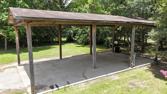 4511 Lynn Drive, Biloxi, MS 39532