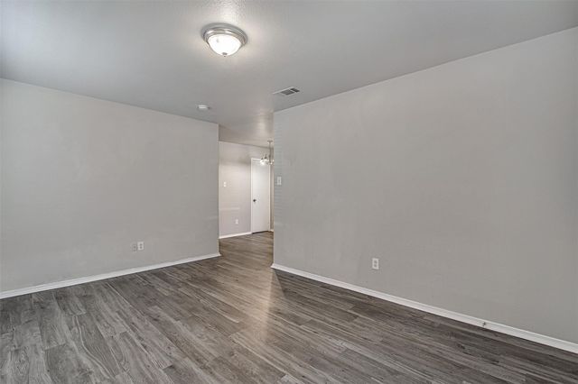 2902 Van Horn Avenue 100, Fort Worth, TX 76111