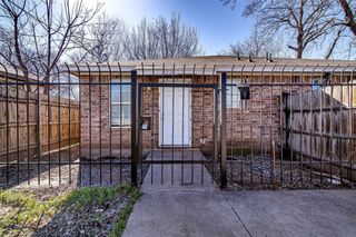 2902 Van Horn Avenue 100, Fort Worth, TX 76111