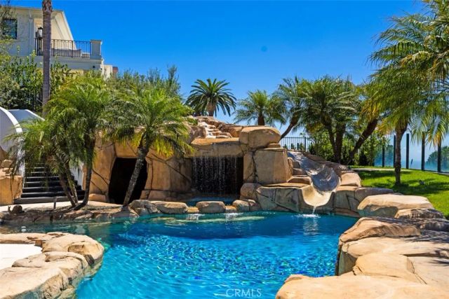 5 Sailview, Newport Coast, CA 92657