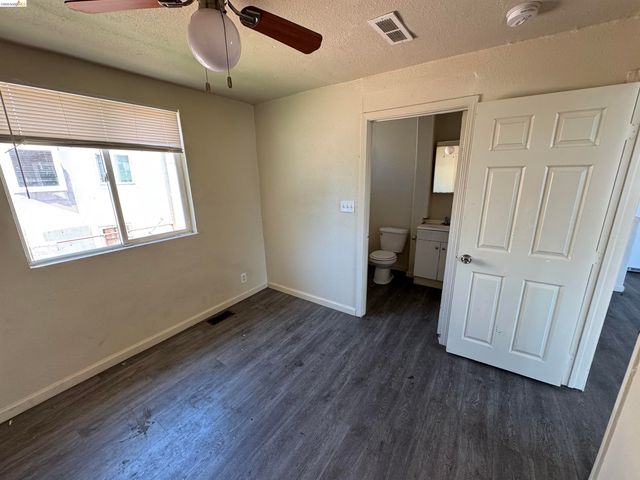 1602 87th Avenue, Oakland, CA 94621