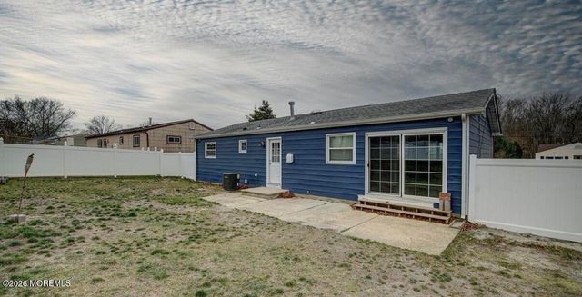 119 Pheasant Drive, Bayville, NJ 08721