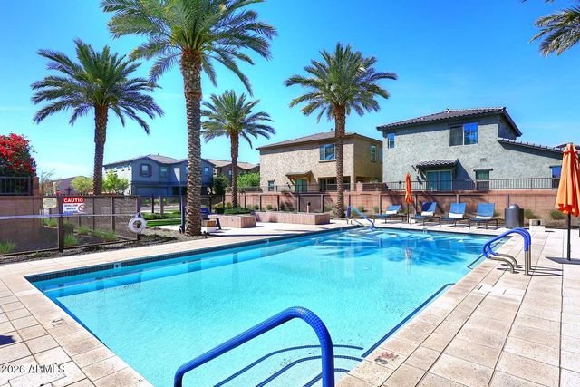 7058 E PORTLAND Street, Scottsdale, AZ 85257