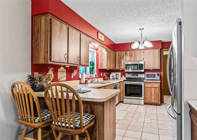 2677 NE 60TH LANE, Ocala, FL 34479