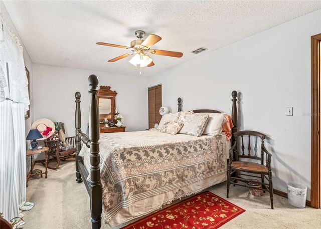 2677 NE 60TH LANE, Ocala, FL 34479