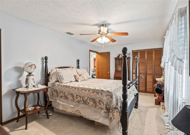 2677 NE 60TH LANE, Ocala, FL 34479