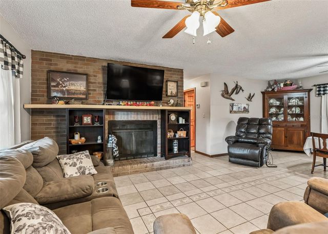 2677 NE 60TH LANE, Ocala, FL 34479